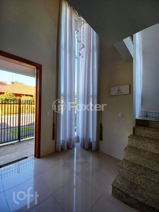 Casa à venda com 3 quartos, 148m² - Foto 3