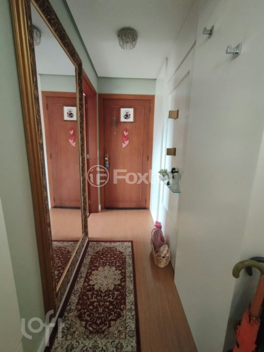 Apartamento à venda com 2 quartos, 82m² - Foto 3