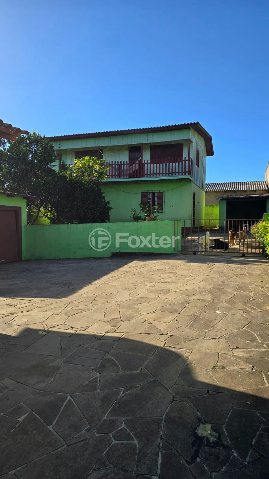 Casa à venda com 2 quartos, 201m² - Foto 2