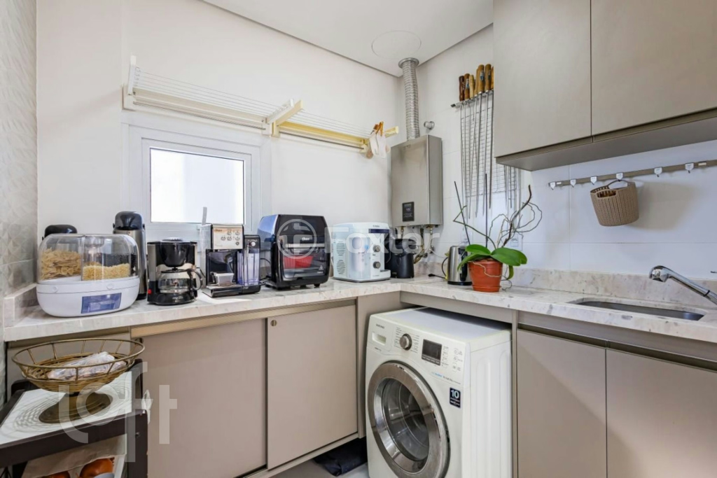 Apartamento à venda com 2 quartos, 84m² - Foto 3
