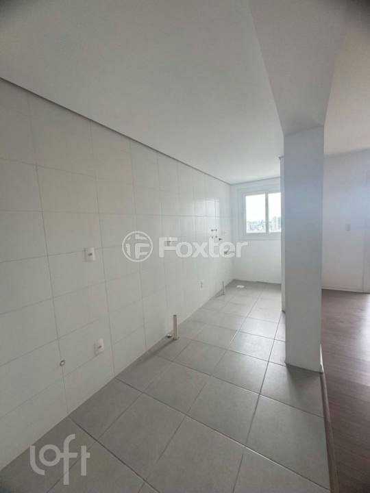Apartamento à venda com 3 quartos, 93m² - Foto 7