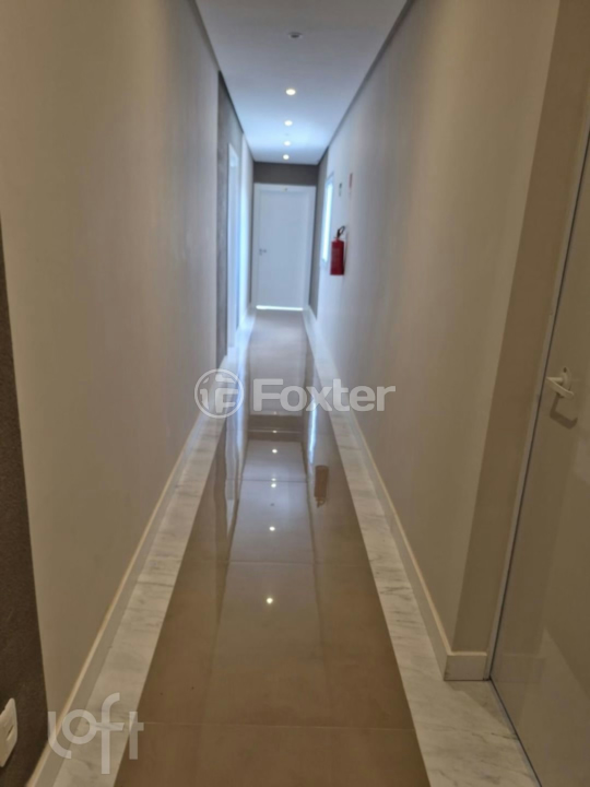 Apartamento à venda com 2 quartos, 68m² - Foto 11