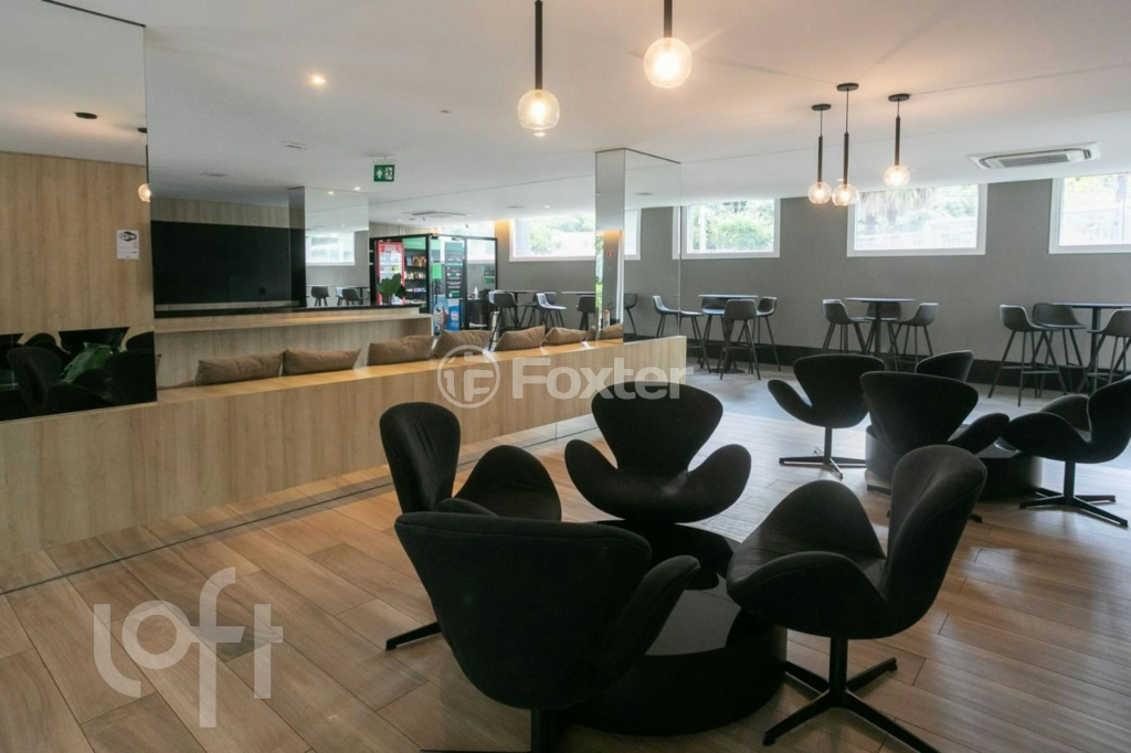 Apartamento à venda com 2 quartos, 67m² - Foto 33