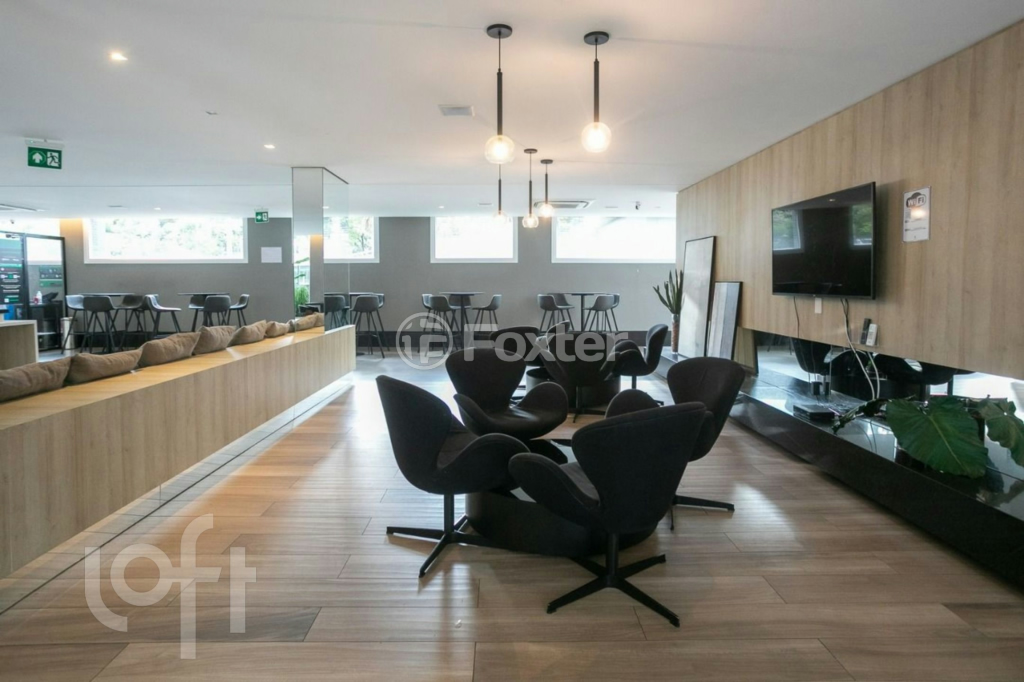 Apartamento à venda com 2 quartos, 67m² - Foto 32
