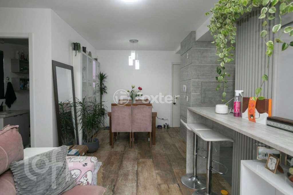 Apartamento à venda com 2 quartos, 67m² - Foto 7