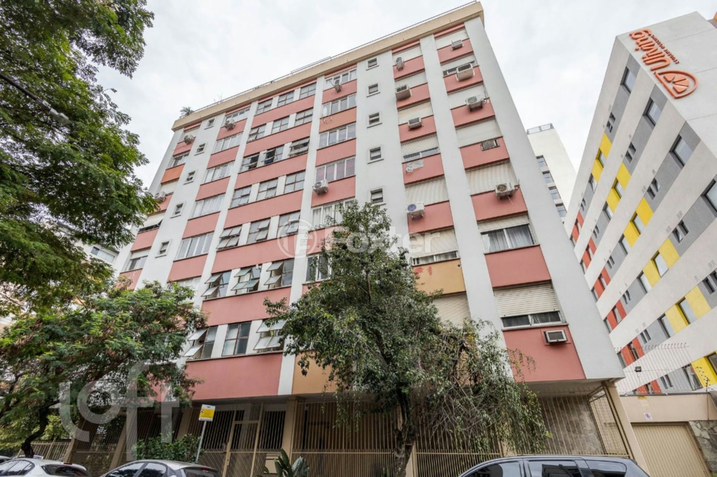 Apartamento à venda com 2 quartos, 67m² - Foto 28