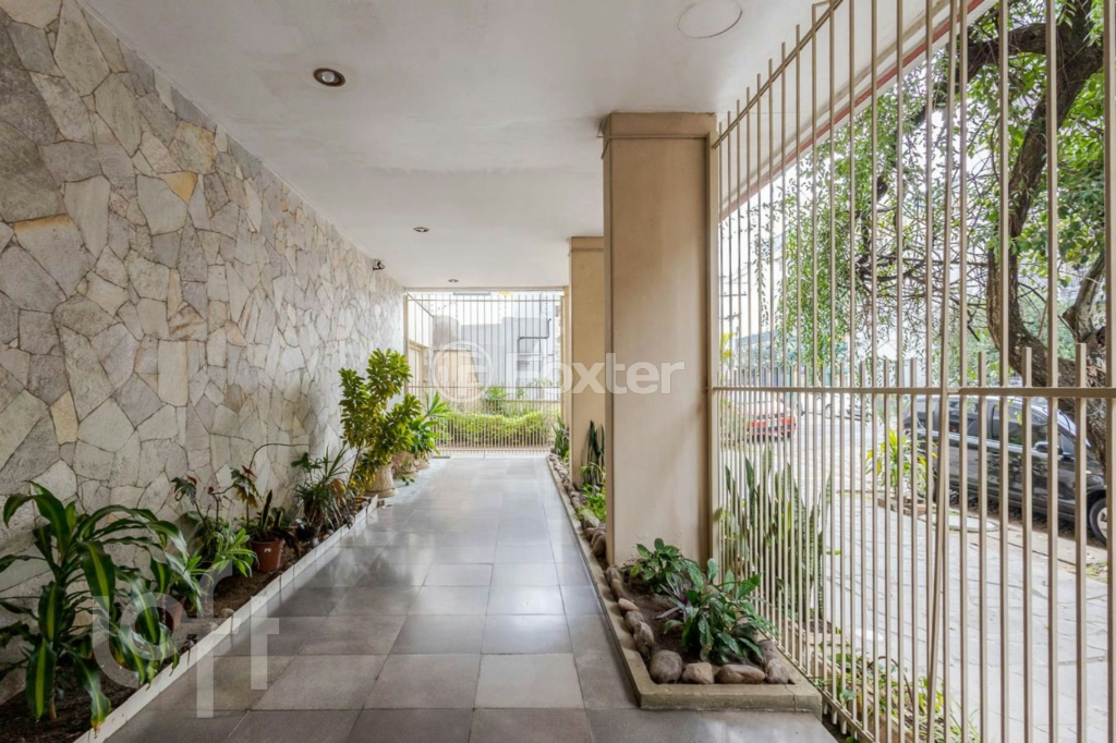 Apartamento à venda com 2 quartos, 67m² - Foto 27