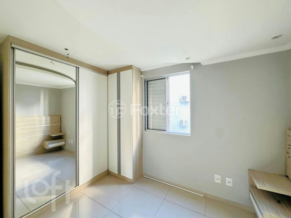 Apartamento à venda com 2 quartos, 45m² - Foto 9