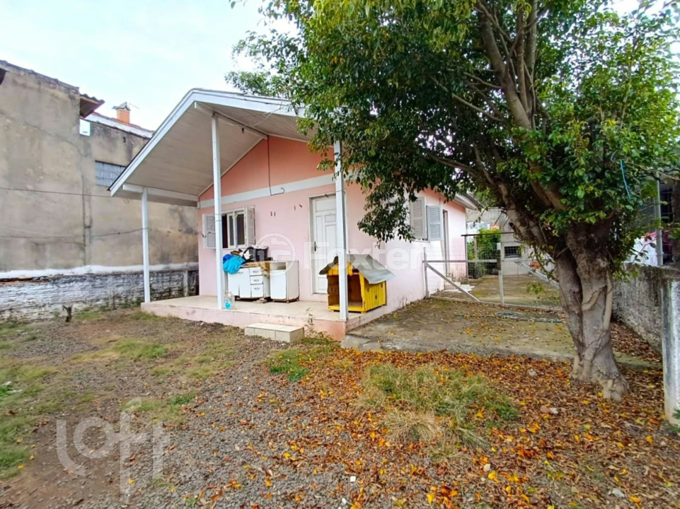 Casa à venda com 3 quartos, 100m² - Foto 4