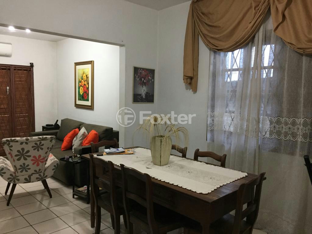 Casa à venda com 3 quartos, 120m² - Foto 4