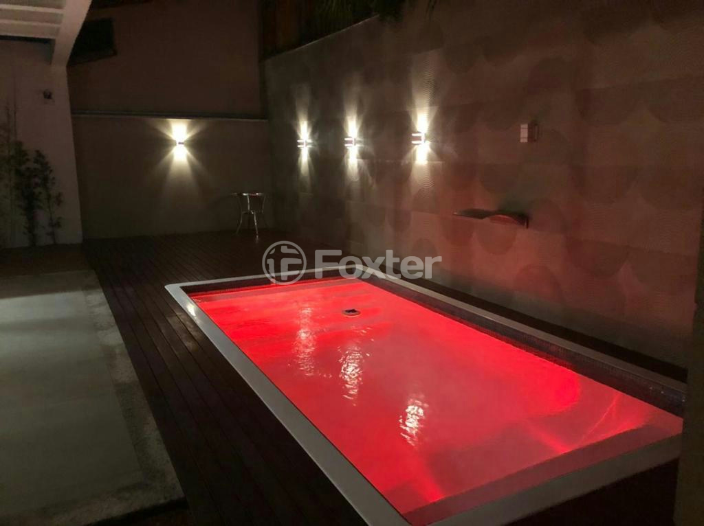 Casa à venda com 2 quartos, 320m² - Foto 4