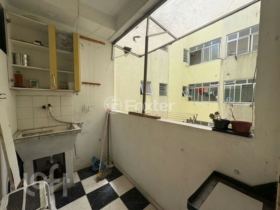 Apartamento à venda com 1 quarto, 49m² - Foto 22