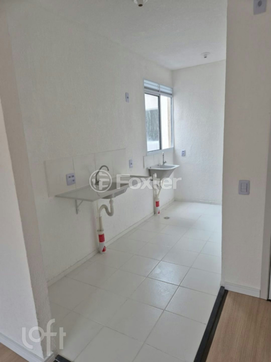 Apartamento à venda com 2 quartos, 41m² - Foto 2
