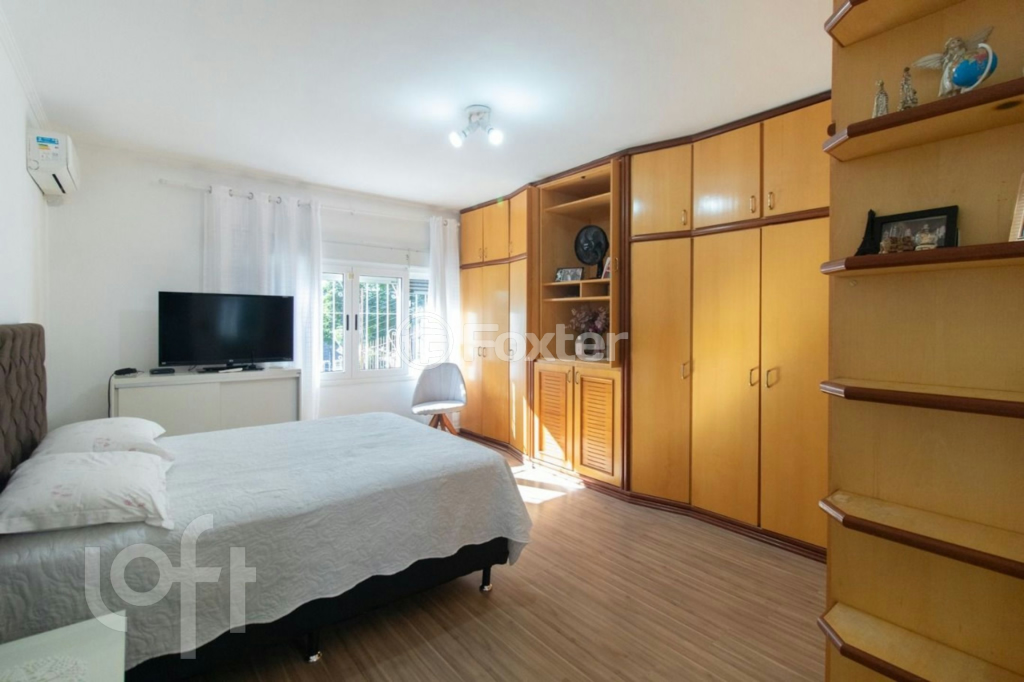 Casa à venda com 3 quartos, 182m² - Foto 2