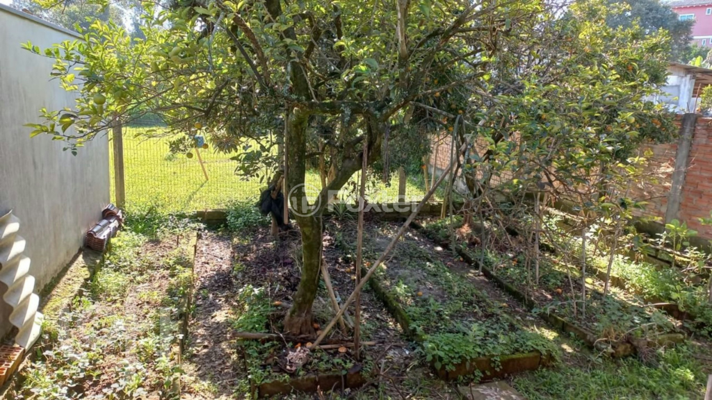 Casa à venda com 3 quartos, 112m² - Foto 1