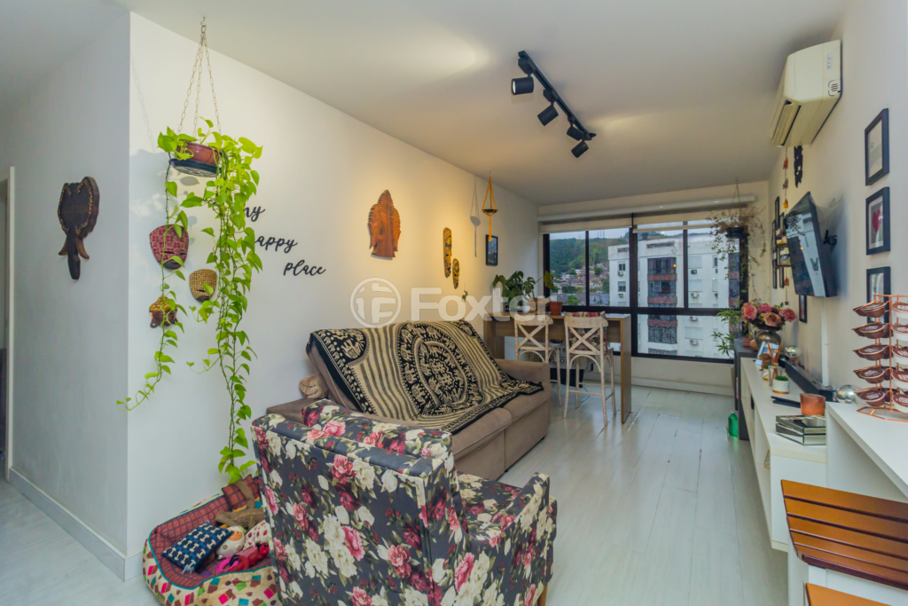 Apartamento à venda com 2 quartos, 69m² - Foto 2