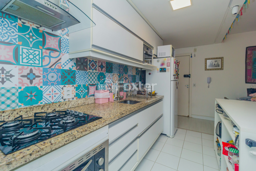 Apartamento à venda com 2 quartos, 69m² - Foto 20