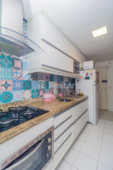 Apartamento à venda com 2 quartos, 69m² - Foto 22