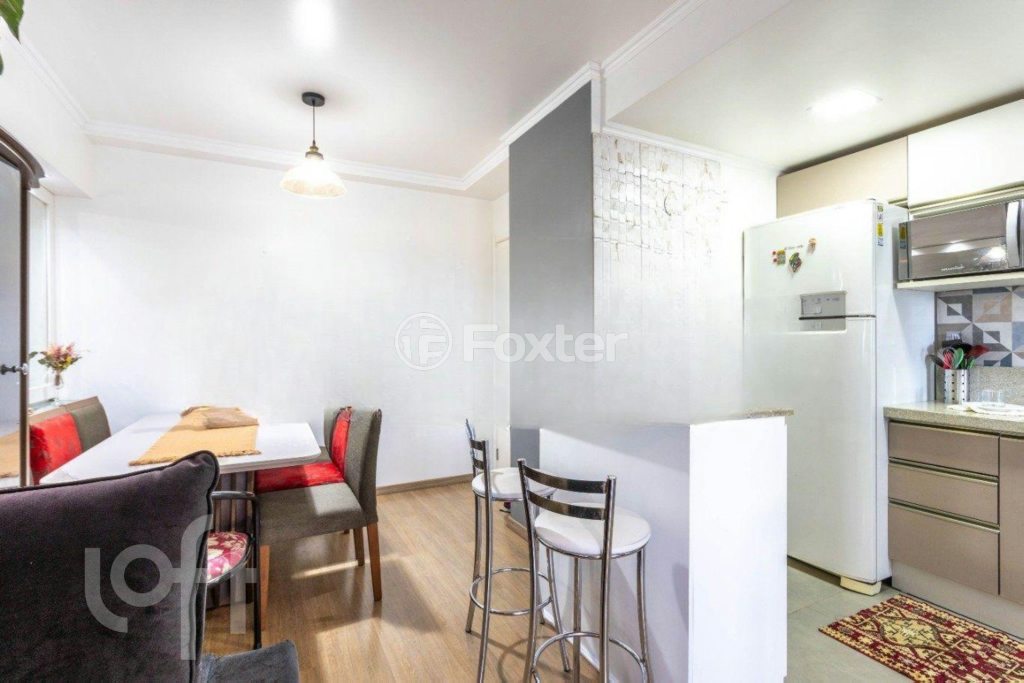 Apartamento à venda com 3 quartos, 67m² - Foto 2
