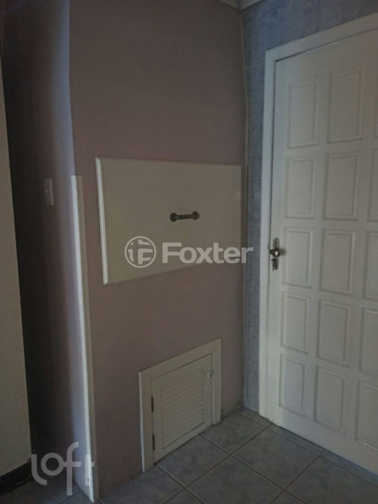 Casa à venda com 2 quartos, 100m² - Foto 2