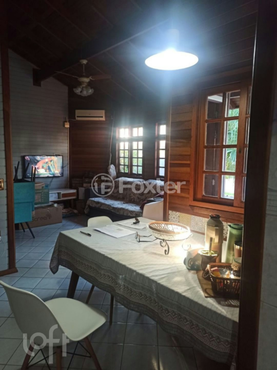 Casa à venda com 2 quartos, 100m² - Foto 3