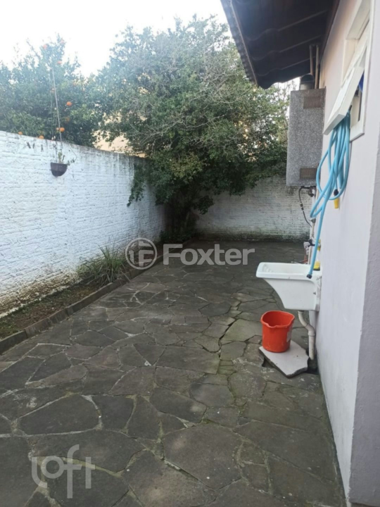 Casa à venda com 2 quartos, 100m² - Foto 11