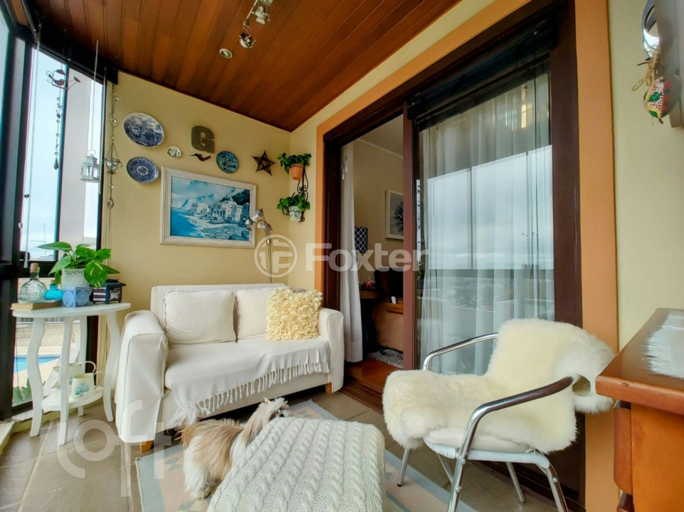 Apartamento à venda com 3 quartos, 113m² - Foto 3