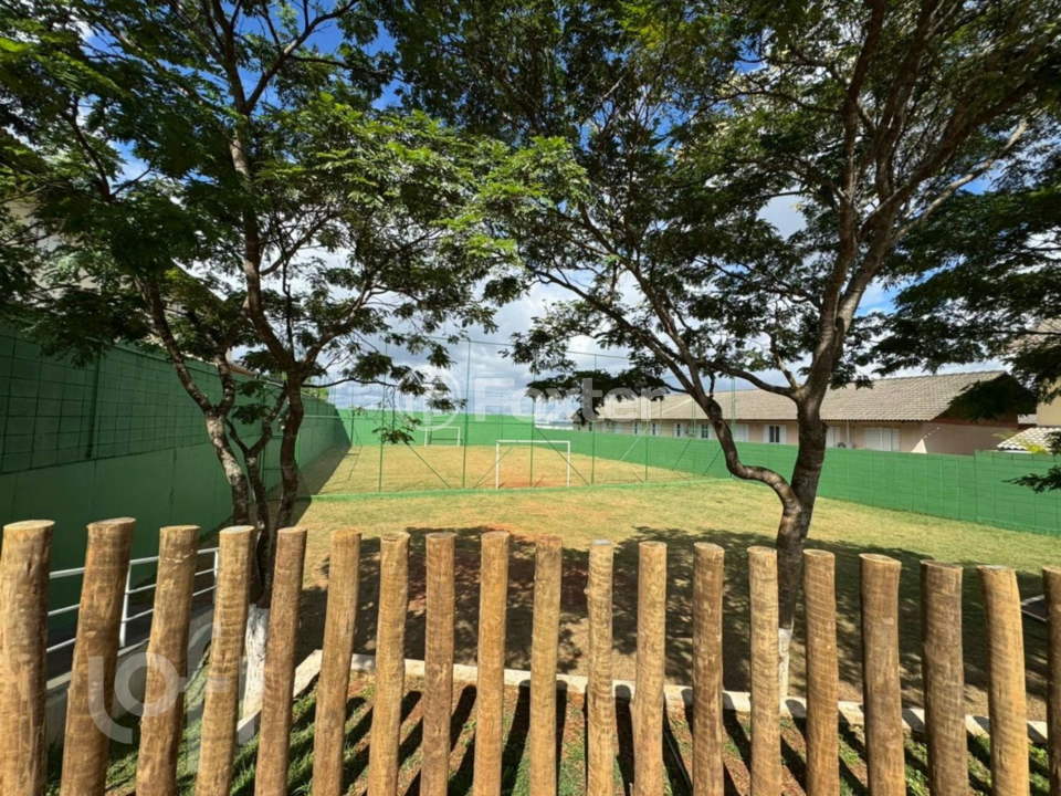 Casa de Condomínio à venda com 2 quartos, 56m² - Foto 1