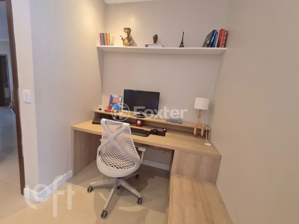 Casa à venda com 3 quartos, 320m² - Foto 17