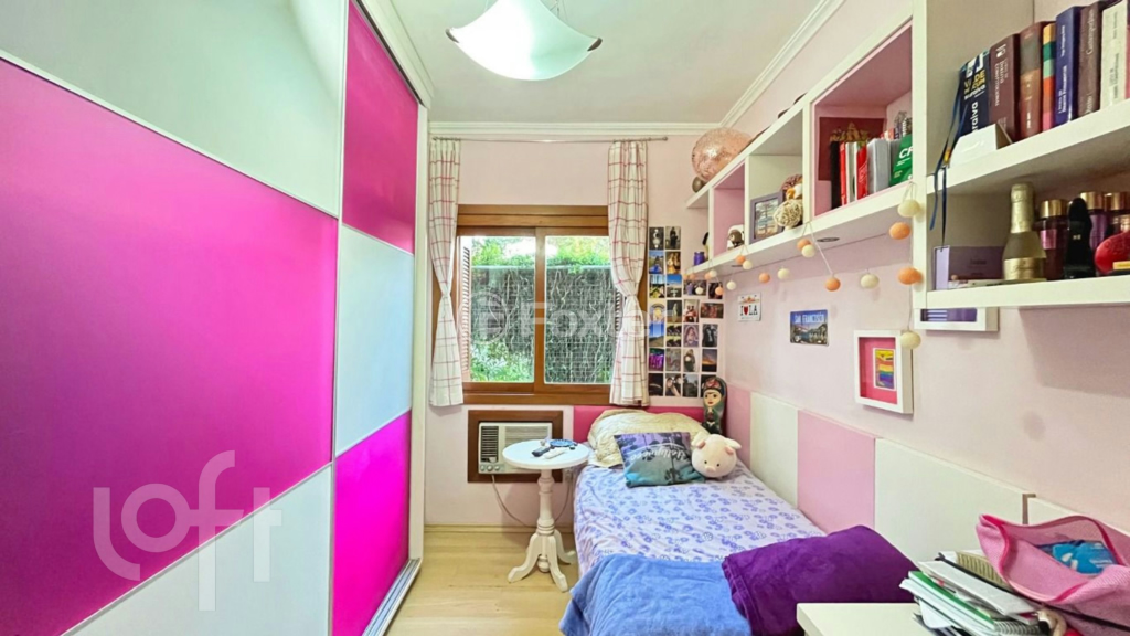 Casa à venda com 3 quartos, 175m² - Foto 4