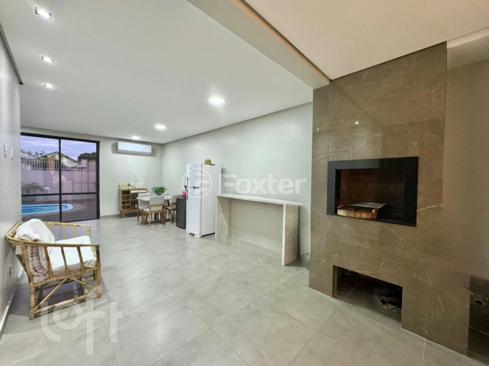 Casa à venda com 3 quartos, 205m² - Foto 9
