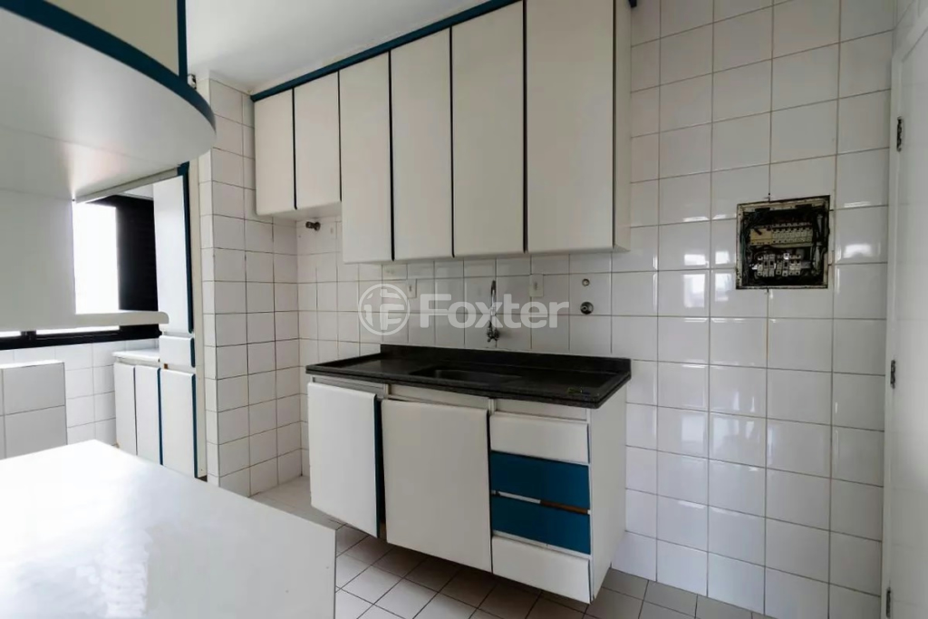 Apartamento à venda com 3 quartos, 80m² - Foto 9