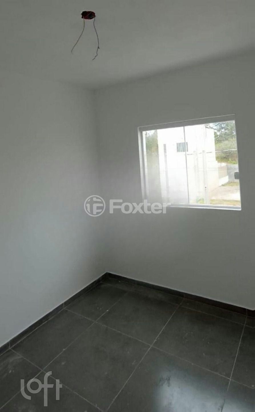 Casa à venda com 2 quartos, 50m² - Foto 1