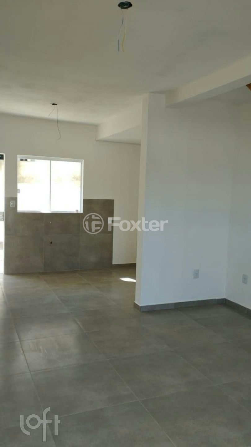 Casa à venda com 2 quartos, 50m² - Foto 10