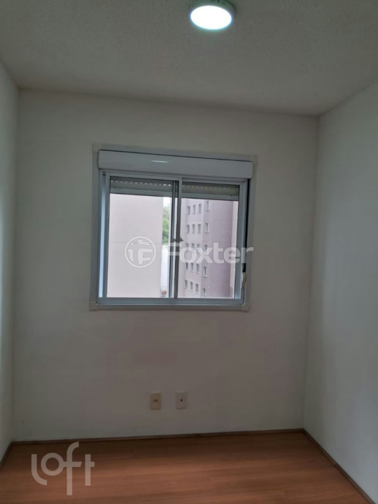 Apartamento à venda com 2 quartos, 42m² - Foto 4