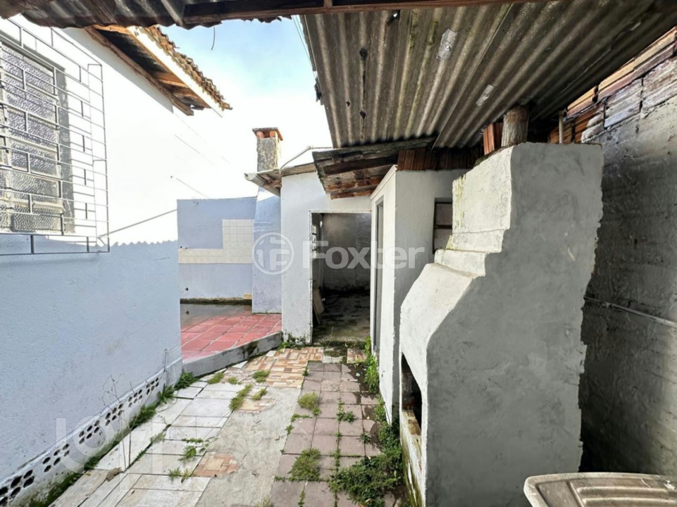 Casa à venda com 2 quartos, 100m² - Foto 18