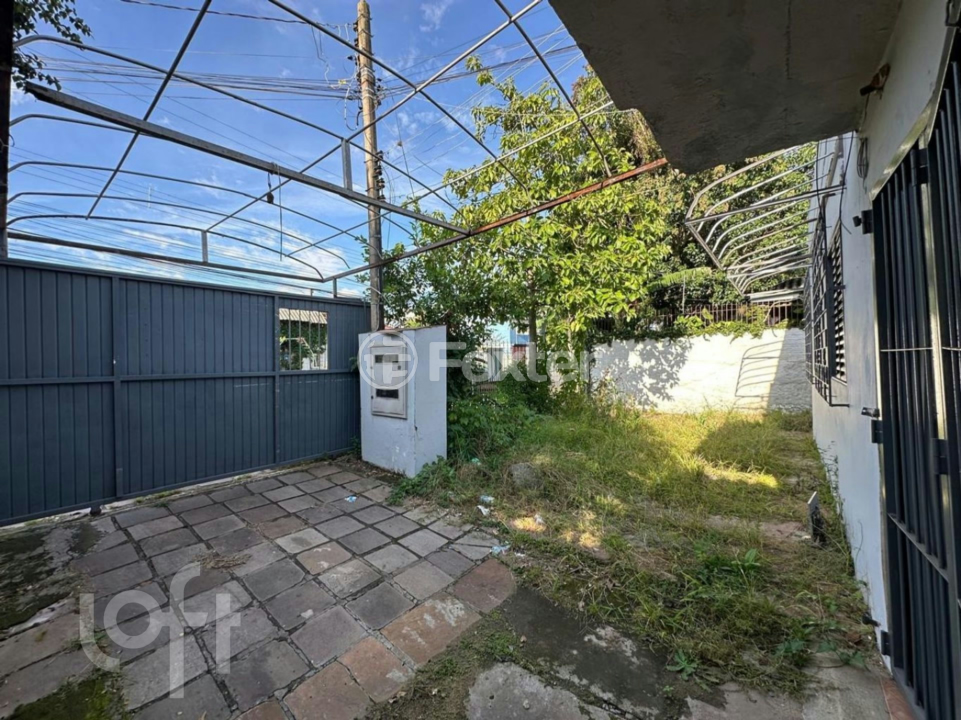 Casa à venda com 2 quartos, 100m² - Foto 3