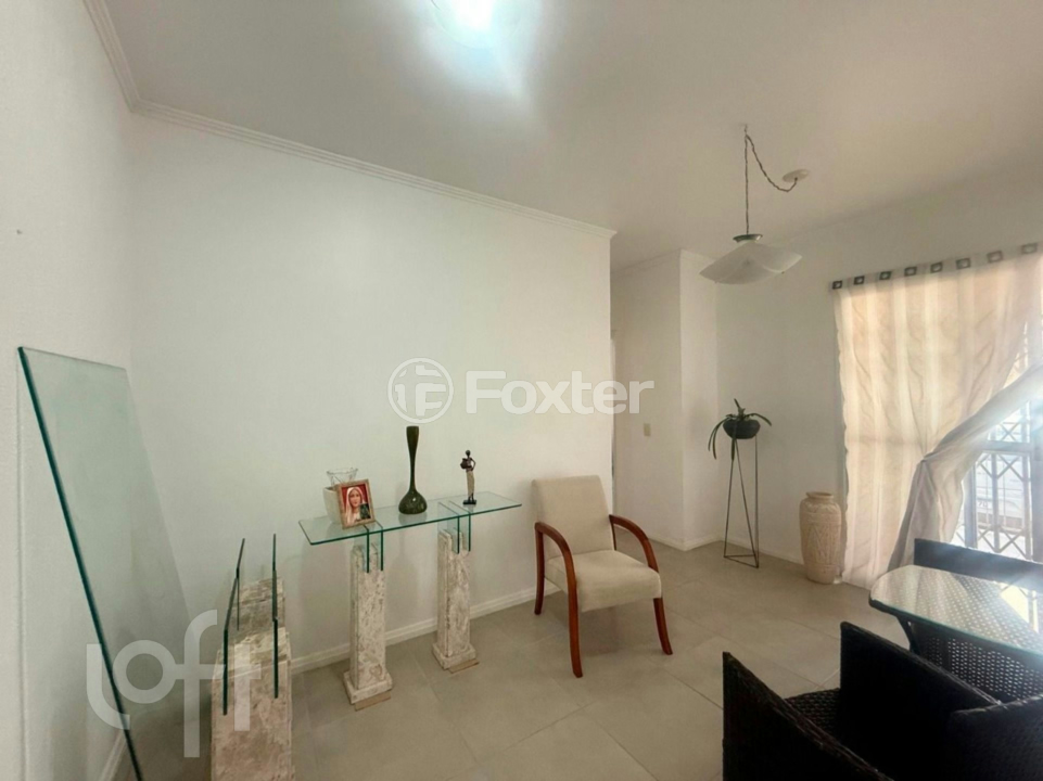 Apartamento à venda com 2 quartos, 62m² - Foto 3