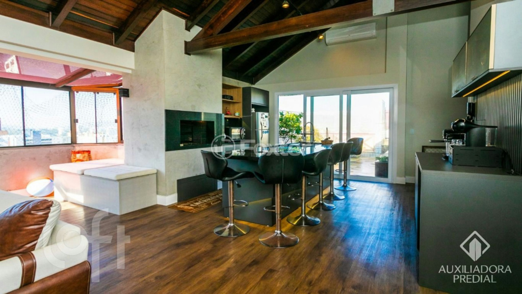 Cobertura à venda com 3 quartos, 236m² - Foto 2