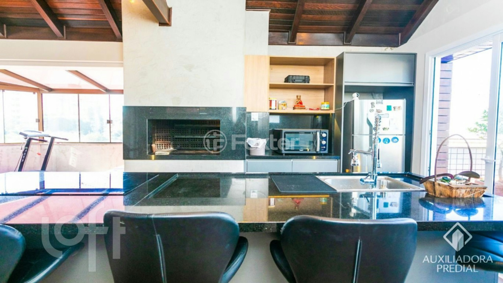 Cobertura à venda com 3 quartos, 236m² - Foto 18