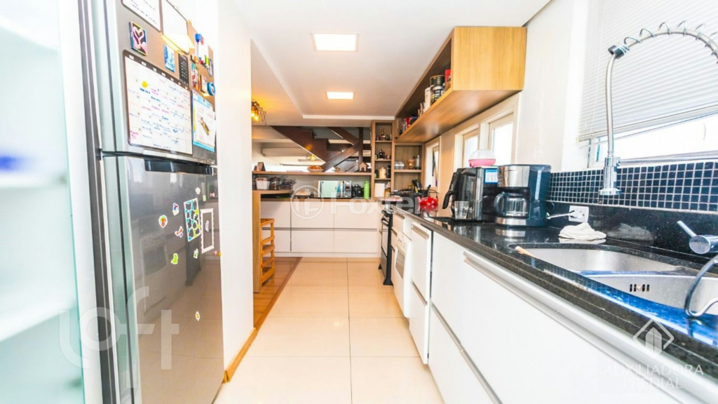 Cobertura à venda com 3 quartos, 236m² - Foto 7