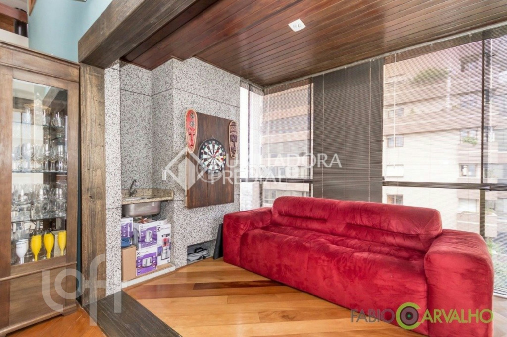 Cobertura à venda com 2 quartos, 202m² - Foto 3