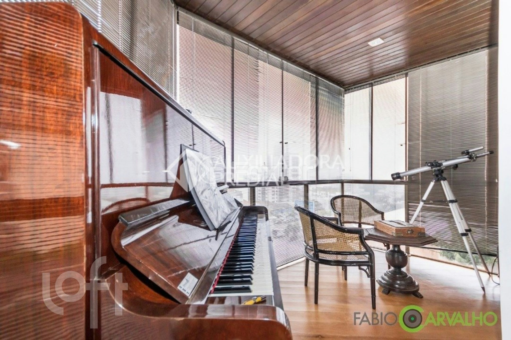 Cobertura à venda com 2 quartos, 202m² - Foto 4