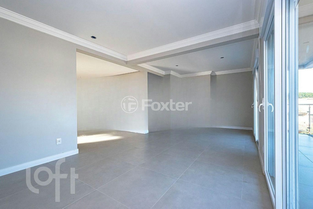 Apartamento à venda com 3 quartos, 132m² - Foto 2
