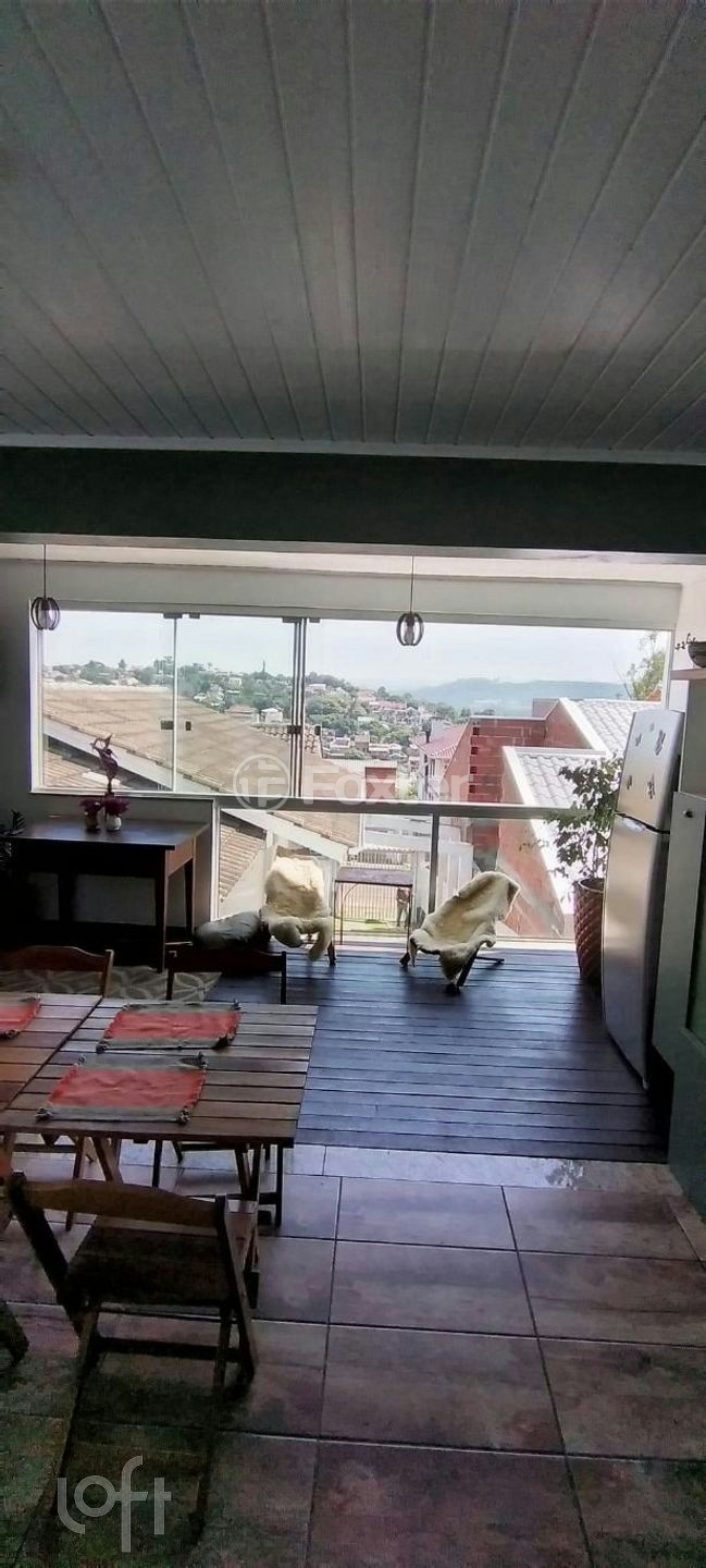 Casa à venda com 4 quartos, 210m² - Foto 9