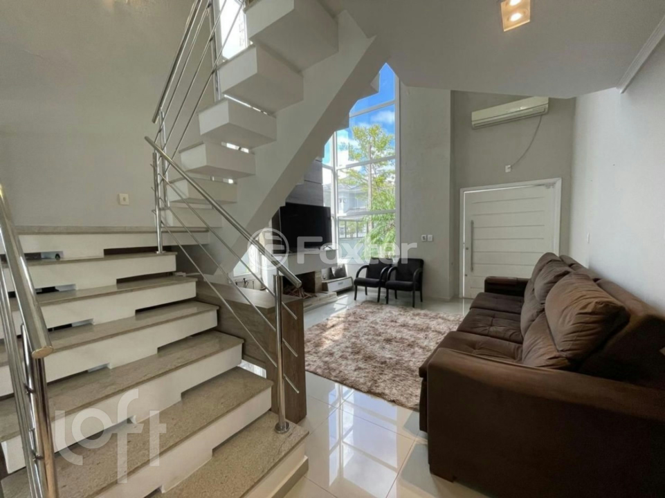 Casa à venda com 3 quartos, 214m² - Foto 3