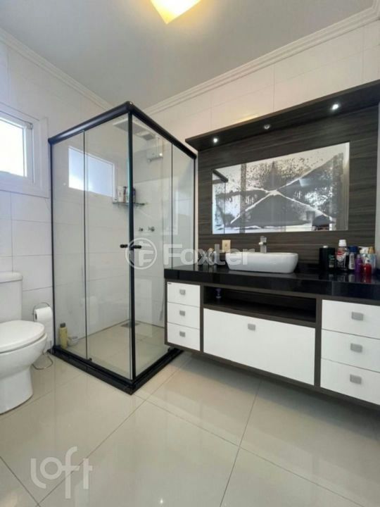 Casa à venda com 3 quartos, 214m² - Foto 12