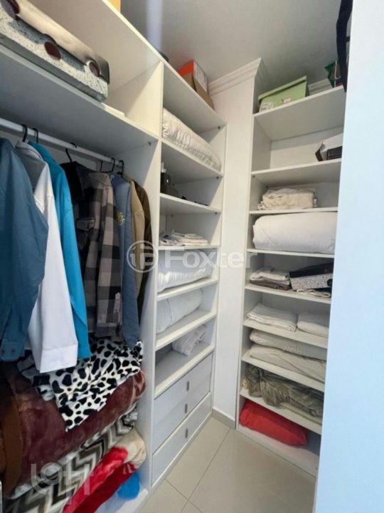 Casa à venda com 3 quartos, 214m² - Foto 17