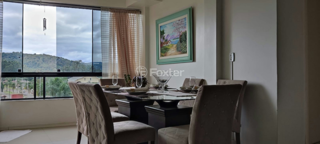 Apartamento à venda com 2 quartos, 93m² - Foto 2