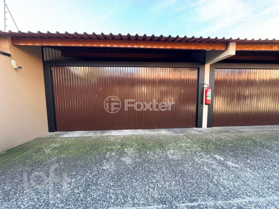 Apartamento à venda com 2 quartos, 75m² - Foto 3